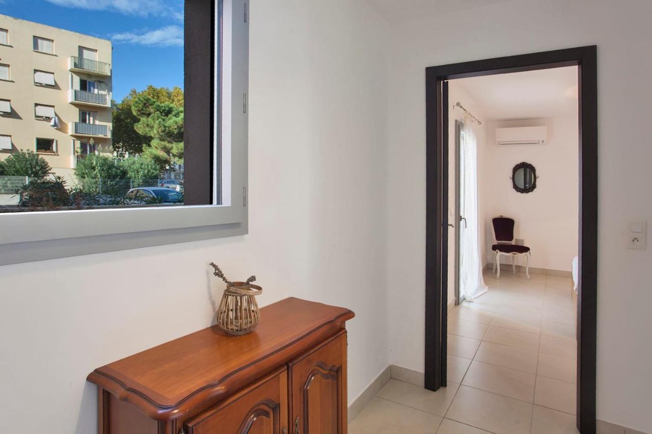 Appartement De Vacances "Fiora" A Calvi A 300M De La Plage Et Du Port Kültér fotó